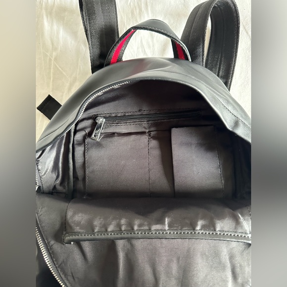 Burberry-Like Black Backpack - Picture 7 of 13